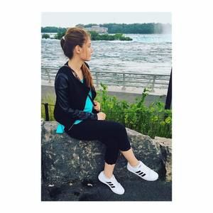 Meet your Posher, Tania