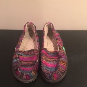 Sanuk Slip-on Shoe!