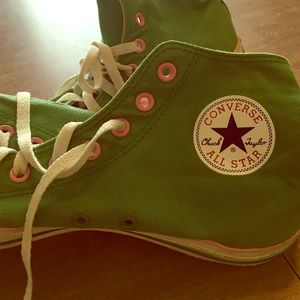 Green converse!