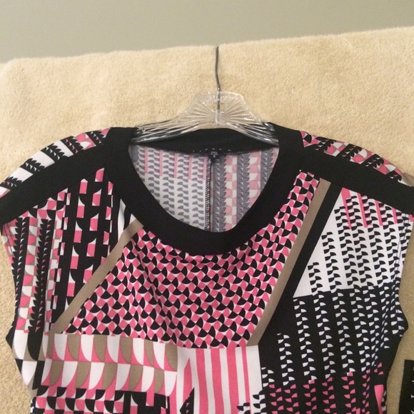 Tiana B sleeveless shift dress - Picture 2 of 4