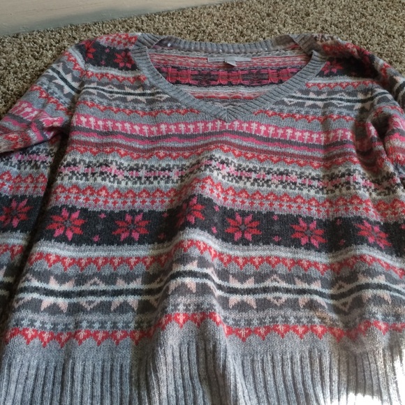 Old navy sweater