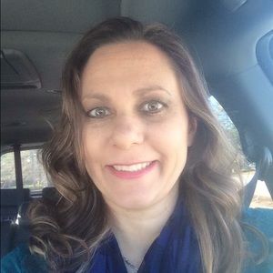 Meet your Posher, Carrie