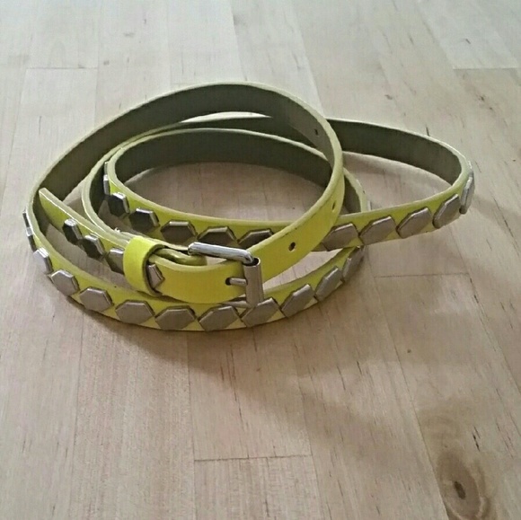 XL Yellow and Chrome Skinny Belt