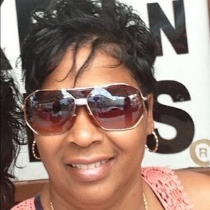 Meet your Posher, Charlene