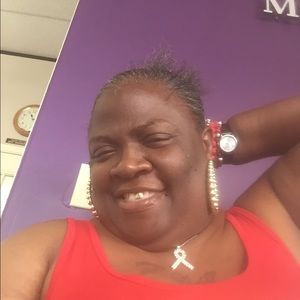 Meet your Posher, Debra