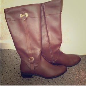 NWOT , size 11 wide calf riding boots