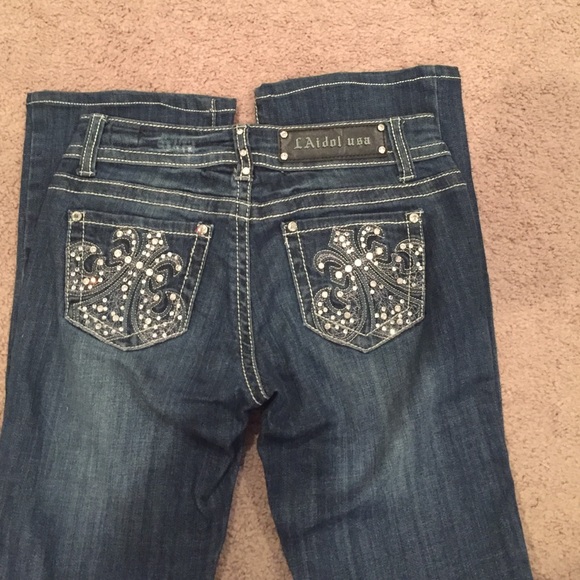 Dark washed bling jeans