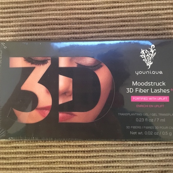 Younique moodstruck 3D fiber lashes. Never opened