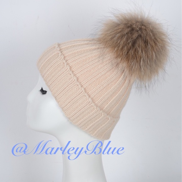 HP🎉Beige Knit Hat Genuine Fur Pompom - Picture 3 of 4