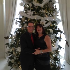 Meet your Posher, Vee