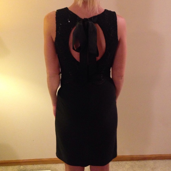 💥❌SOLD TO JASMIN 9/30❌💥 black dress - size 1/2 - Picture 2 of 4