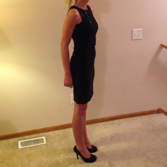 💥❌SOLD TO JASMIN 9/30❌💥 black dress - size 1/2 - Picture 3 of 4