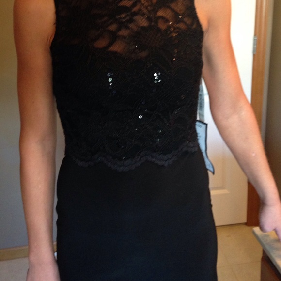 💥❌SOLD TO JASMIN 9/30❌💥 black dress - size 1/2 - Picture 4 of 4