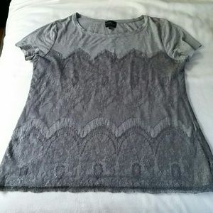 Memphis lace overlay top