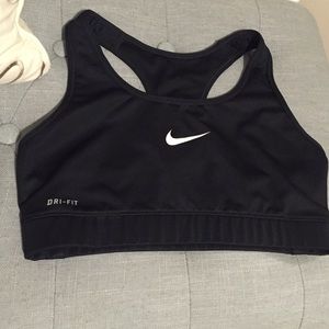 Nike Dry fit sports bra