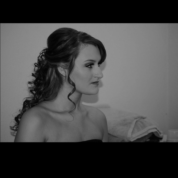 Meet your Posher, Mariah - Picture 1 of 1