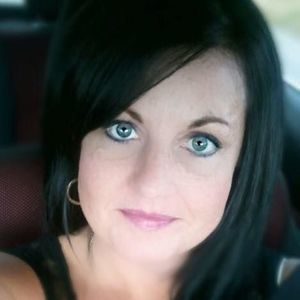 Meet your Posher, Michele