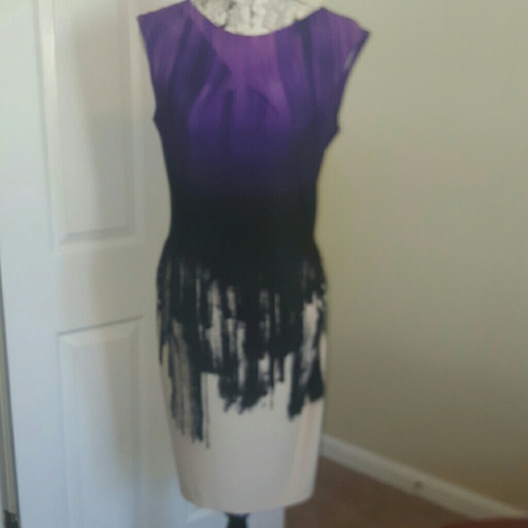 STUNNING & FLIRTY Calvin Klein Dress