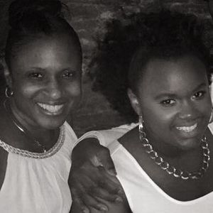 Meet your Posher, Gloria