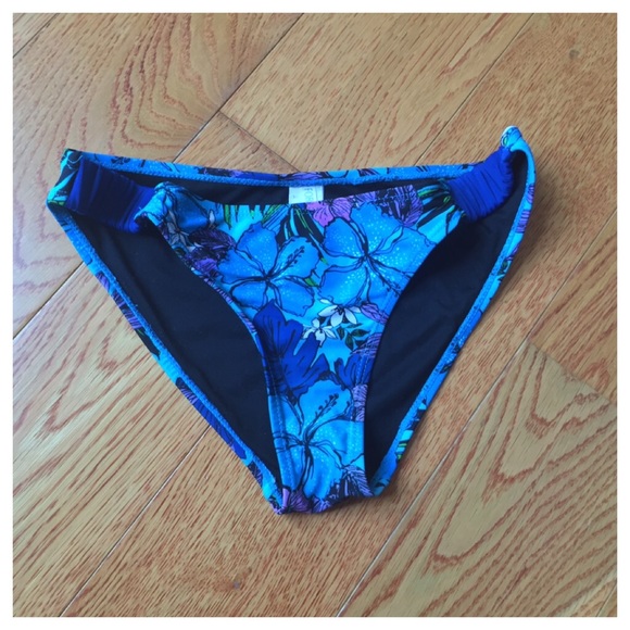 Forever 21 SIZE MED Bikini Bottom
