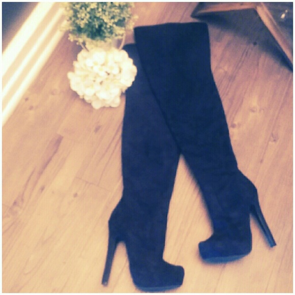 JustFab over the knee heeled boot sz 5.5 Black