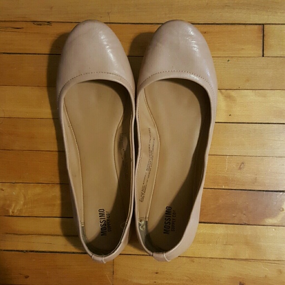 Gently worn pink Mossimo ballet flats slip-ons