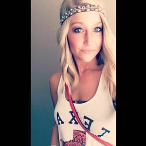 Meet your Posher, Michelle