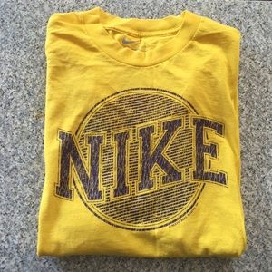 Nike shirt yellow size xl