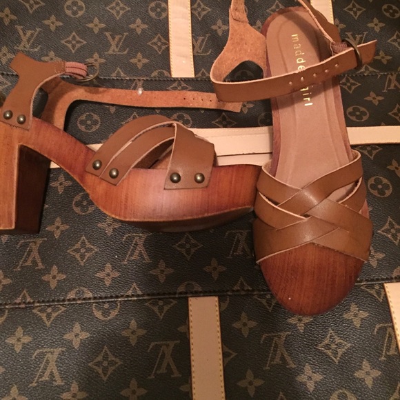 Madden girl chunky platform heels Sz7