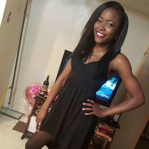 Meet your Posher, Denise