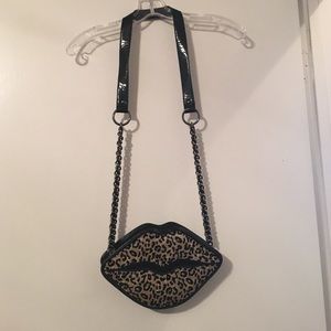 ❗Tues. special Price Drop❗️Betsey Johnson purse