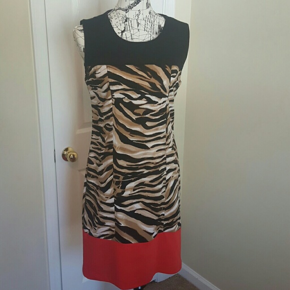 CUTE COLOR BLOCK, TIGER PRINT DRESS!