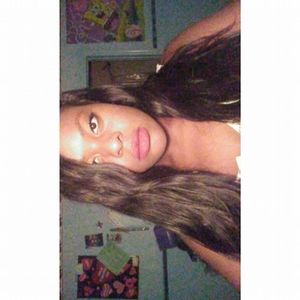 Meet your Posher, Roseline