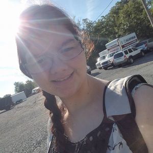 Meet your Posher, Jillian