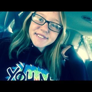 Meet your Posher, Hailey