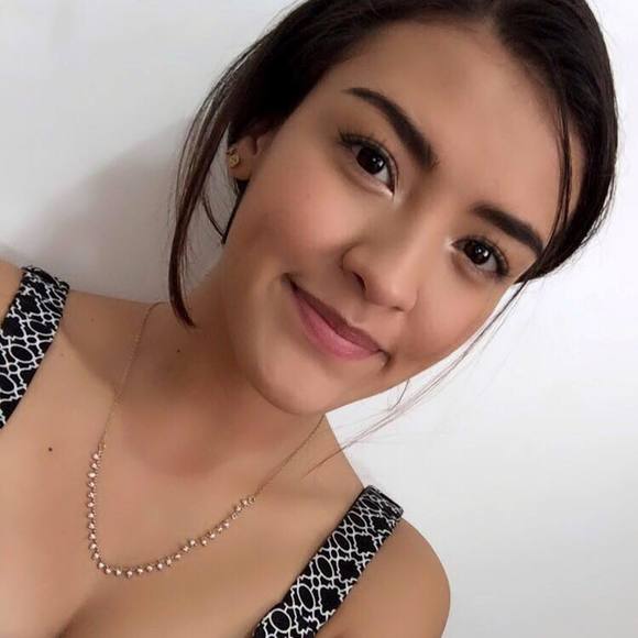 Meet your Posher, Daniela - Picture 1 of 1