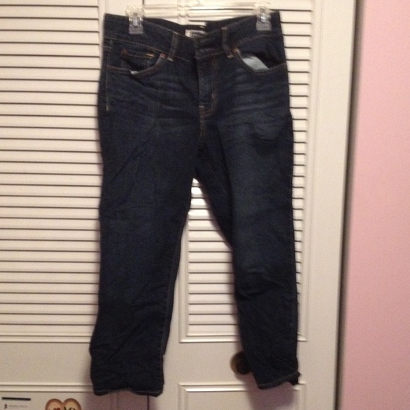 Levi's jean capris