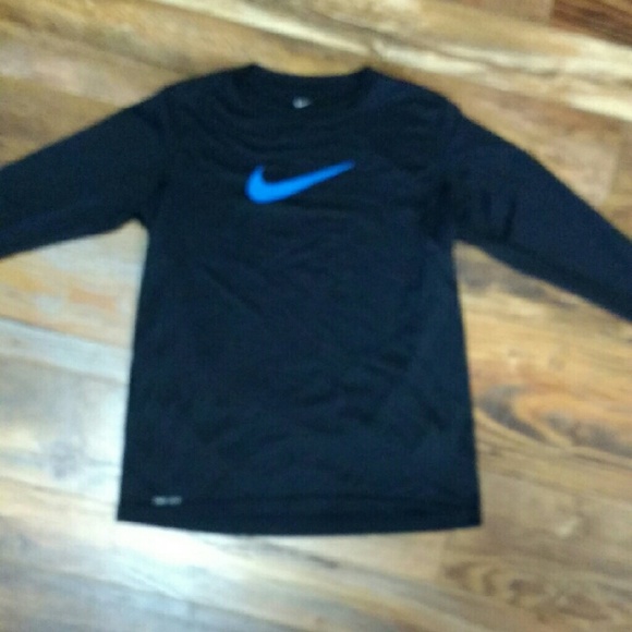 Nike dri-fit long sleeve