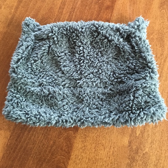 babyGap hat/mitten set - Picture 4 of 4