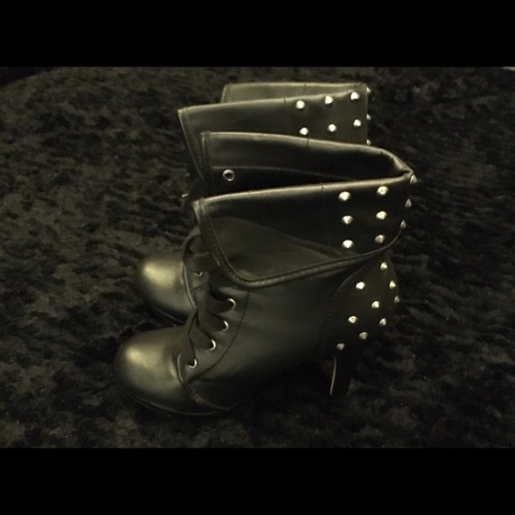 Super cute Madden Girl studded lace up booties!