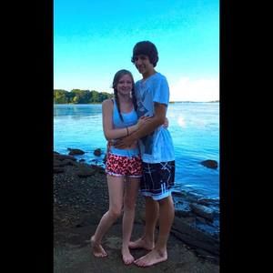 Meet your Posher, Marissa