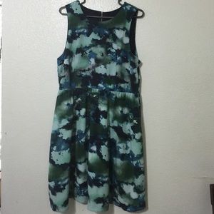 Light material dress