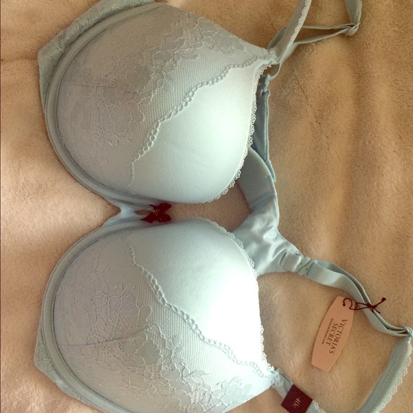 Body by Victoria bra size 40C.