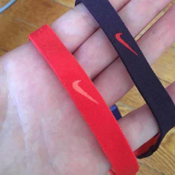Nike and under armour headbands - Picture 3 of 4