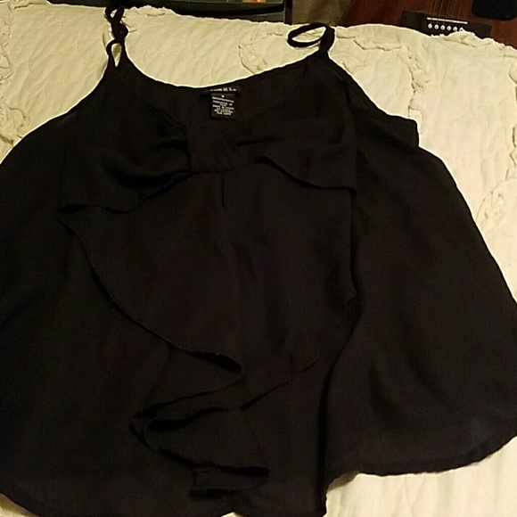 Bow crop chiffon tank