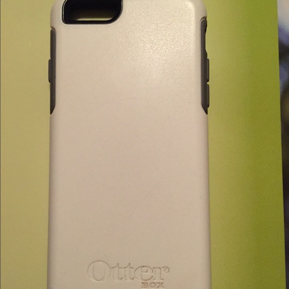 iPhone 6 otter box. White and grey