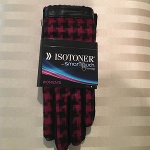 Isotoner Smart Touch Technology Gloves