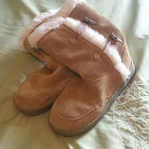 Sonoma tan leather/faux fur lined boots