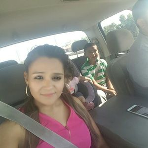 Meet your Posher, Yazmin