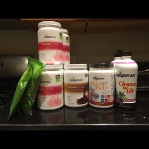 Listing for @aurorapironne